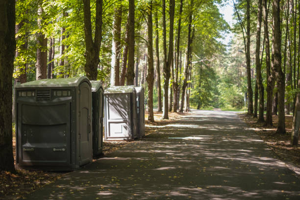 Best Portable restroom trailer rental  in Evansville, IN
